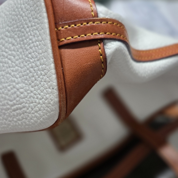 Dooney & Bourke White and Brown Leather Tote Bag - Picture 4 of 14